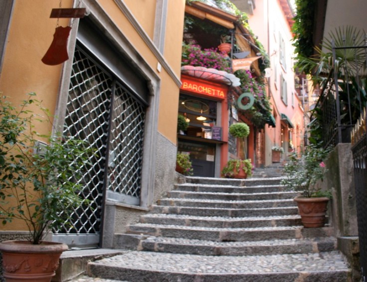 Bellagio's cobbled pathways and stairs