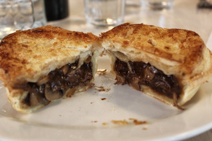 Beef and mushroom pie