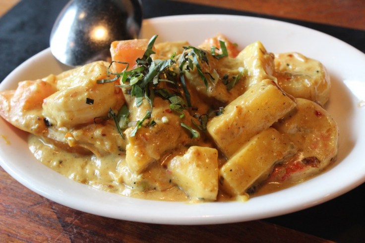 Pineapple prawns and pineapple in curry sauce