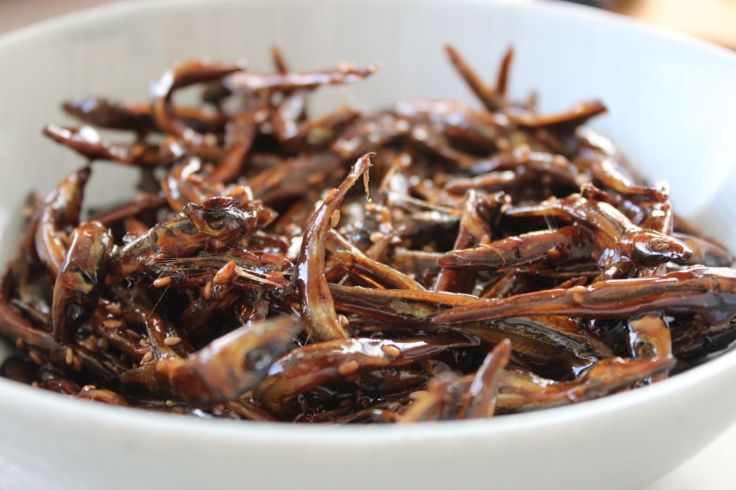 Tazukuri (glazed sardines)