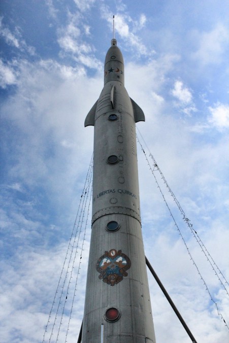 The Rocket emblazoned with De Libertas Quirkas