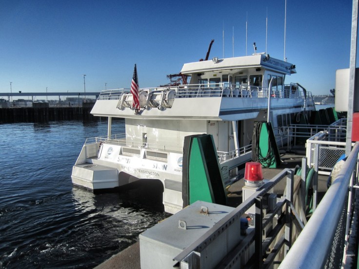 Water taxi at Pier 50