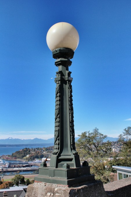 Decorate light post on balustrade