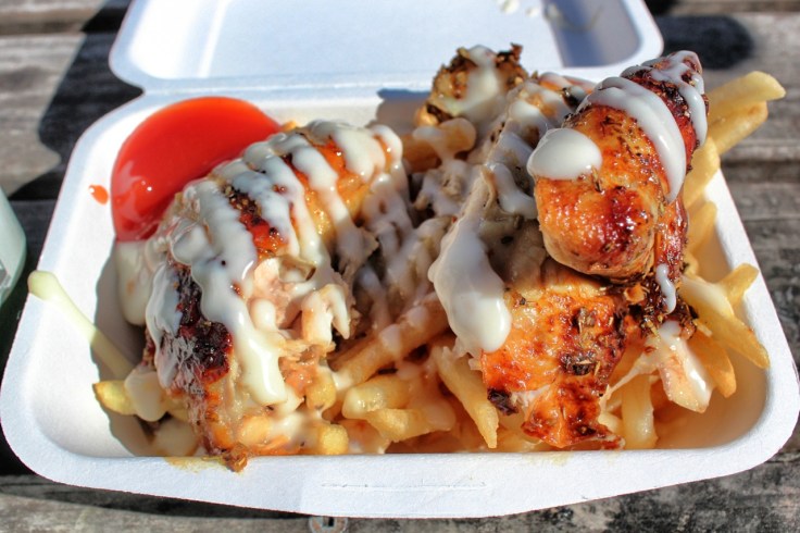 1/4 rotisserie chicken with fries