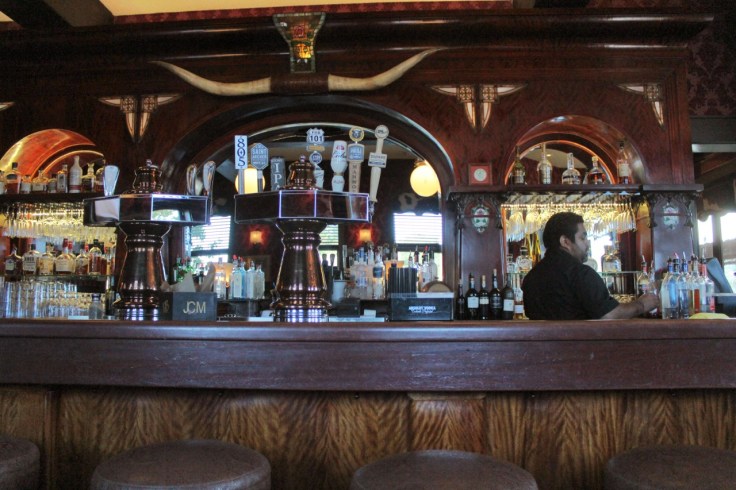 Far Western Tavern bar