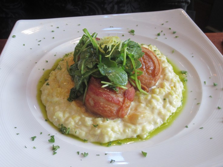 Bacon-wrapped scallops