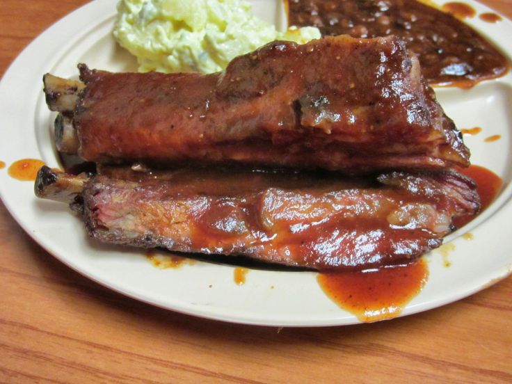 Interstate Bar-B-Cue's pork ribs