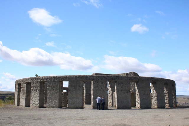 stonehenge-2