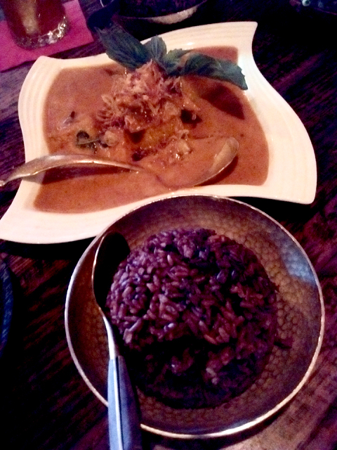 Gaeng faak thong, red rice
