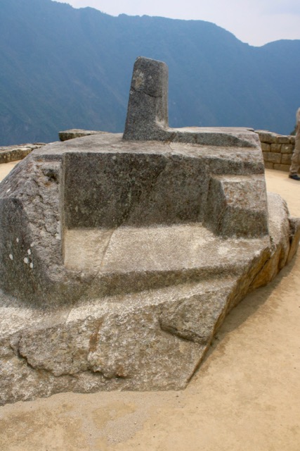 Intihuatana stone ('Hitching Post of the Sun') has equinoctial alignments, Machu Picchu